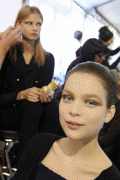 f3a21830581209.gif