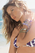 Gisele Bundchen in Calzedonia Lingerie