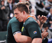 9b805a44119344.gif