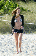 09f7e061373223.gif