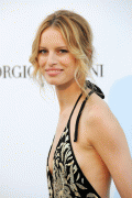 99aadb81429257.gif