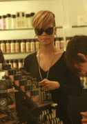 5ec0f682113462.gif